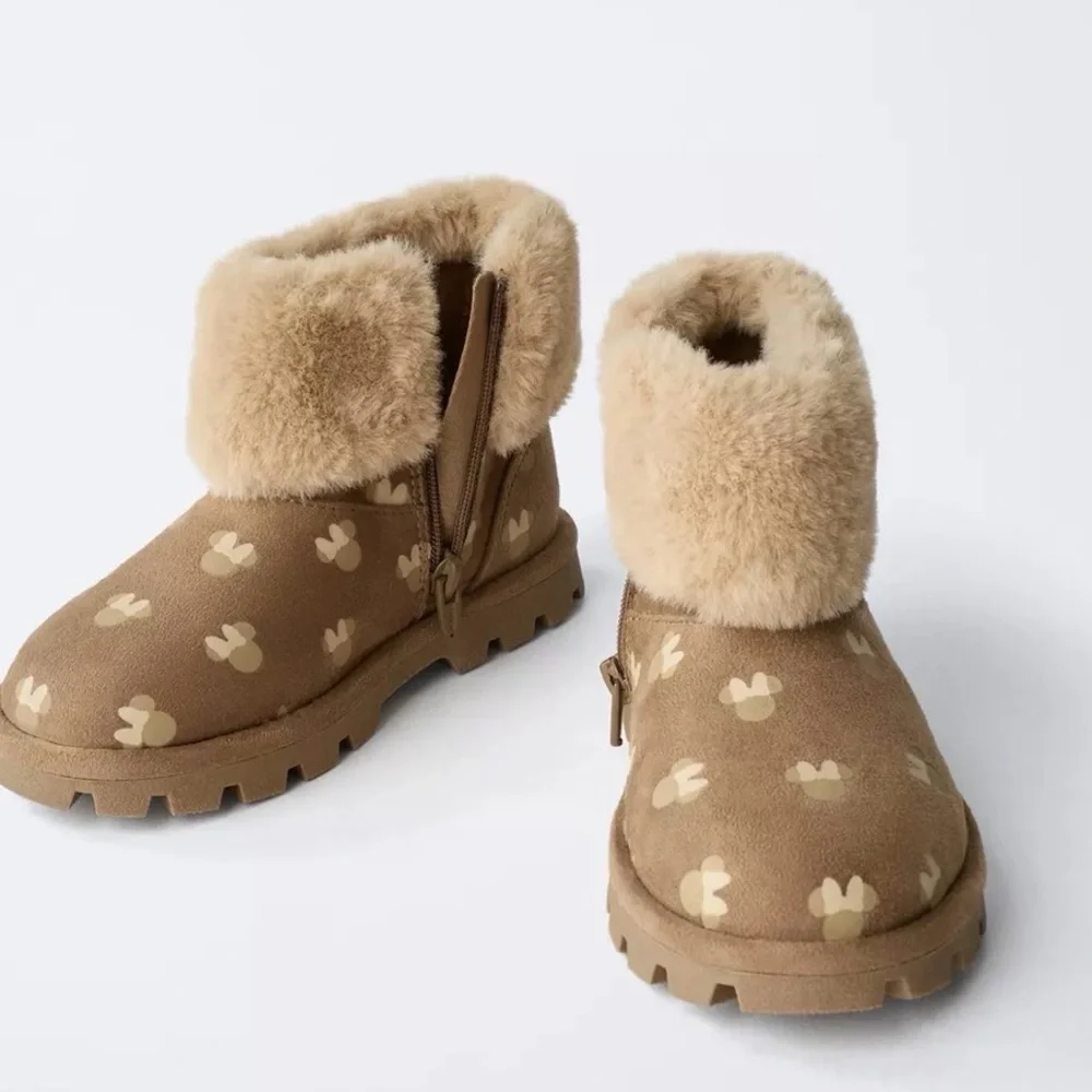 Zara‎ Disney Minnie Mouse Toddler Girls Faux Fur Boots Sz 9.5 NWT